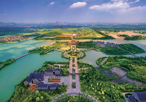 江蘇省徐州市賈汪區(qū)對采煤塌陷區(qū)實施改造，實現(xiàn)變“廢”為“寶”、變“包袱”為“資源”。
