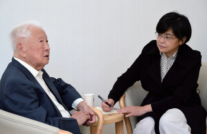 2020年9月30日，楊雪梅采訪陶瓷大家耿寶昌先生。