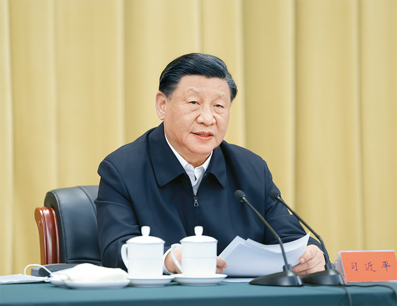 2023年6月2日，中共中央總書記、國(guó)家主席、中央軍委主席習(xí)近平在北京出席文化傳承發(fā)展座談會(huì)并發(fā)表重要講話。 新華社記者 鞠鵬/攝